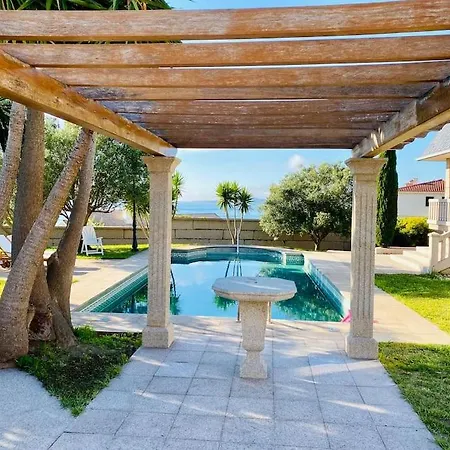 Overlooking Cies Islands Villa Vigo